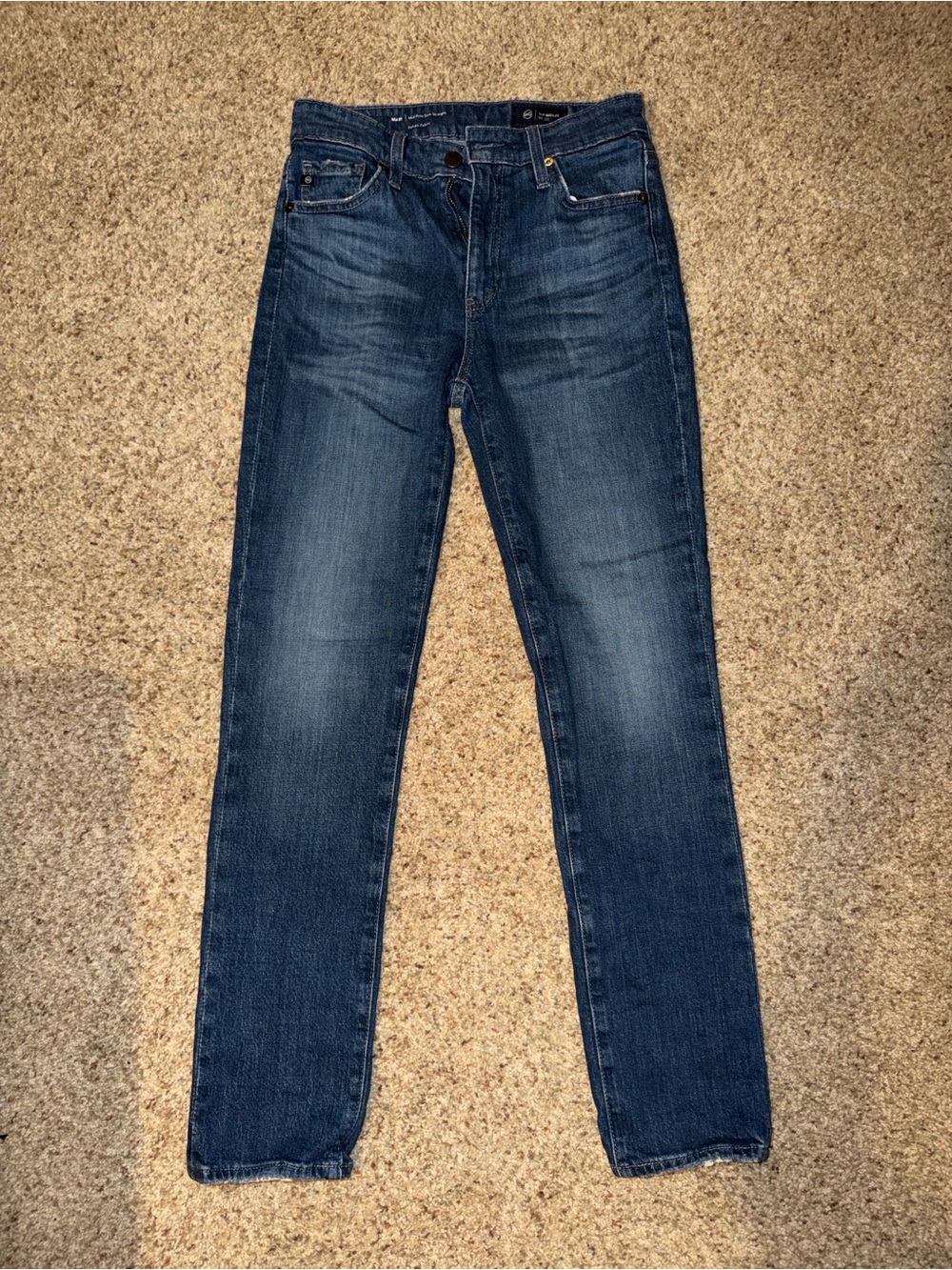 Ag Women's  Mari mid rise Slim Straight Premium Italian Fabric 26